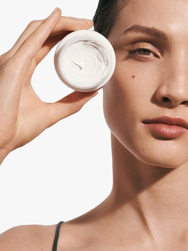La Mer Crème de la Mer Moisturizing Cream