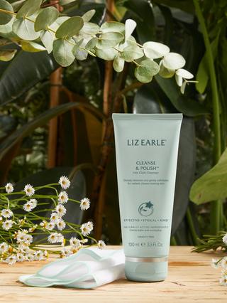 Liz Earle Cleanse & Polish™ Hot Cloth Cleanser